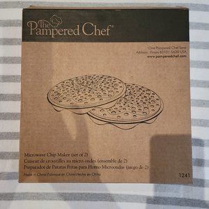 NIB Pampered Chef Microwave Chip Maker